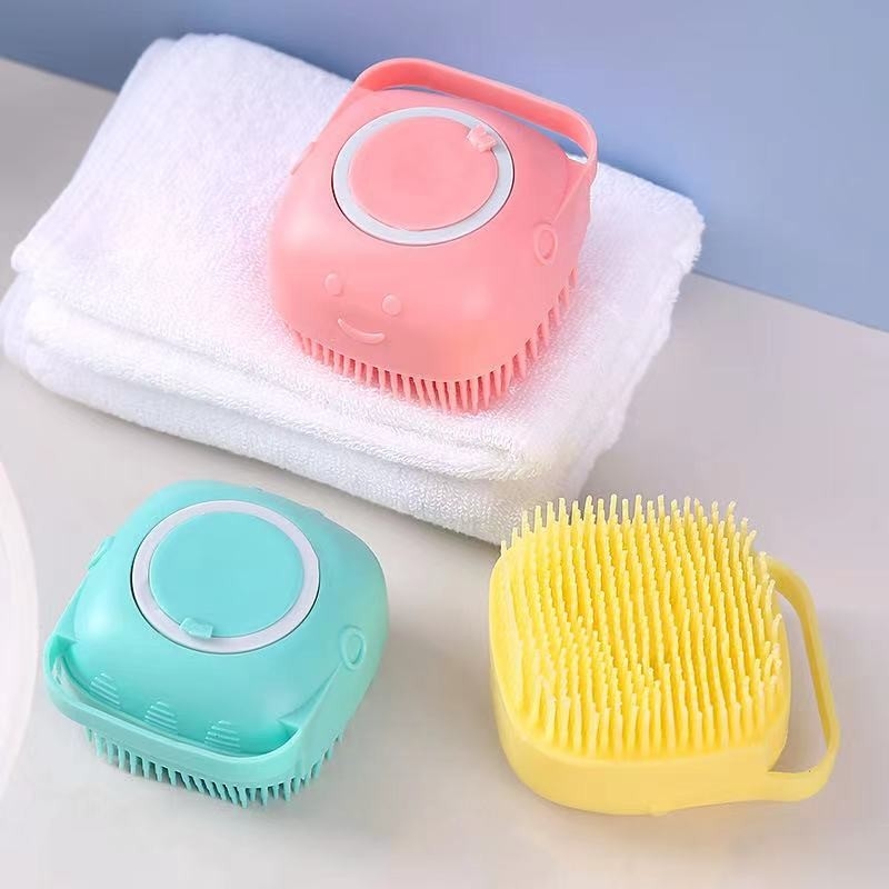 2 In 1 Pet Bath Brush Shampoo Massage Dispenser Soft Silicone Grooming